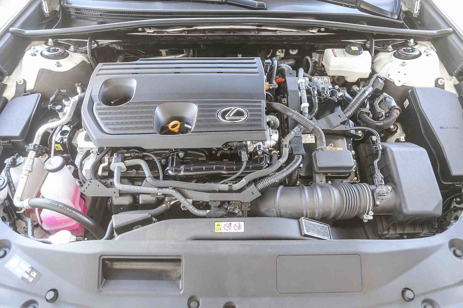 Used 2024 Lexus ES 300h w/ Premium Package image 24