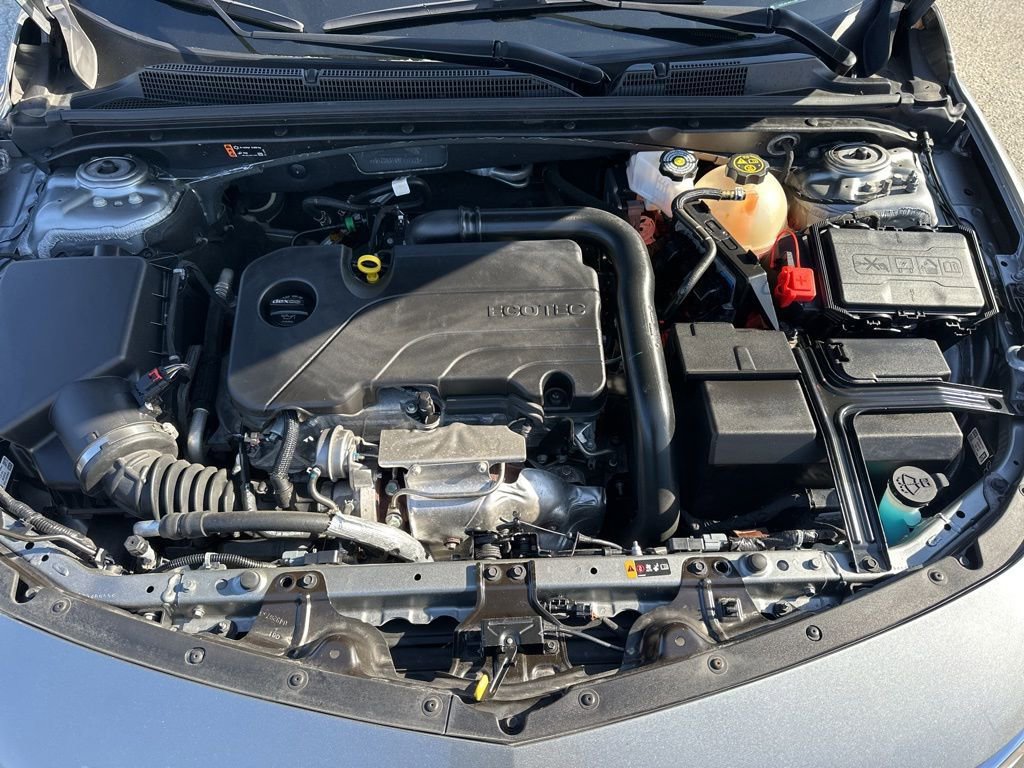 Used 2024 Chevrolet Malibu LT image 30