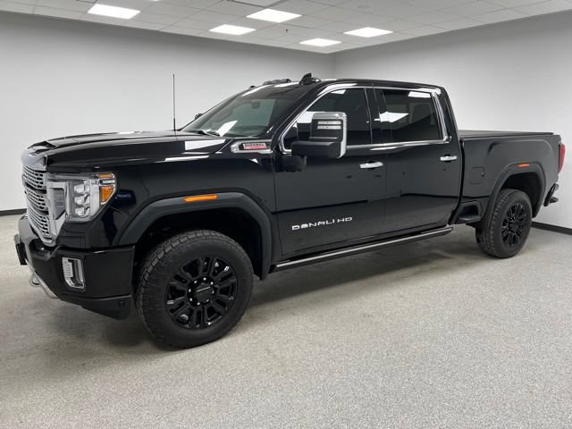 Used 2021 GMC Sierra 3500 Denali w/ Denali Black Diamond Edition AWD/4WD image 6