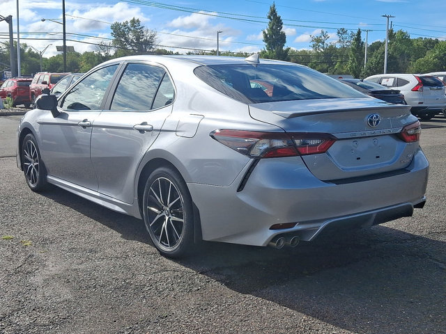 Used 2024 Toyota Camry SE w/ Cold Weather Package FWD image 22