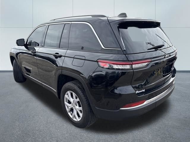 Used 2022 Jeep Grand Cherokee Limited image 2