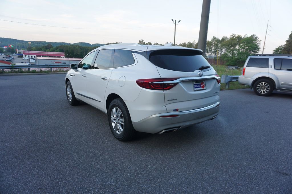 Used 2018 Buick Enclave Essence FWD image 21