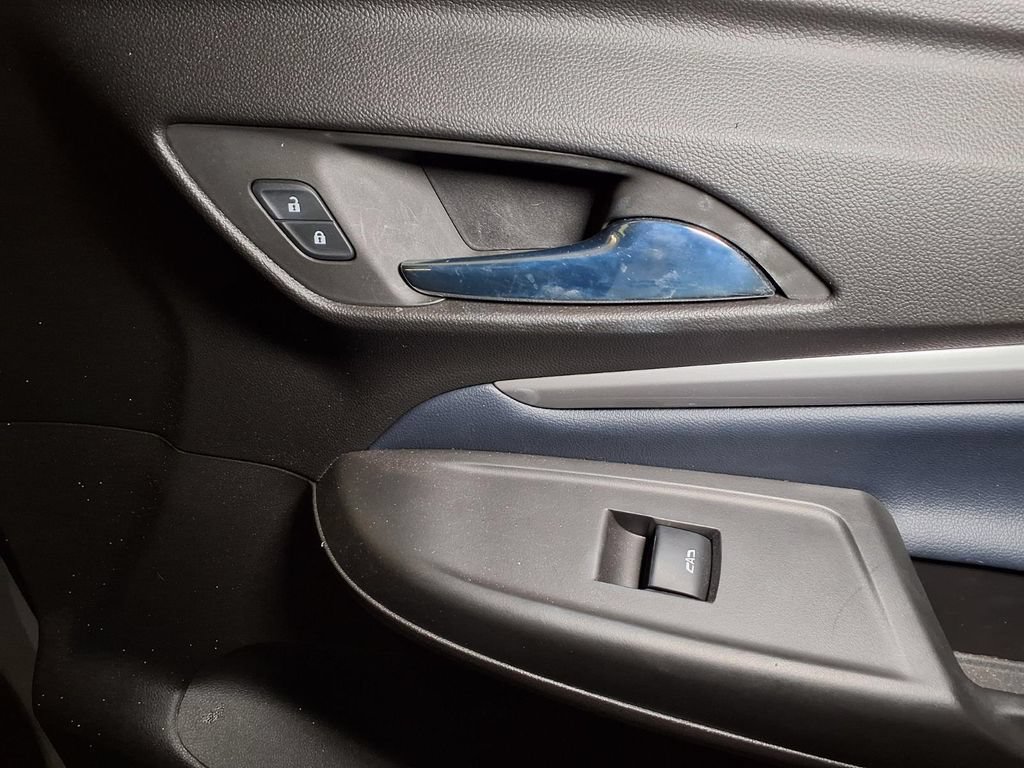 Certified 2022 Chevrolet Bolt EUV Premier FWD image 24