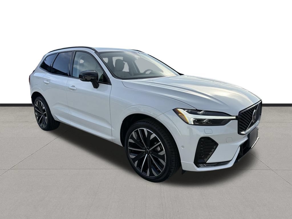 Used 2026 Volvo XC60 B5 Ultra AWD/4WD image 7