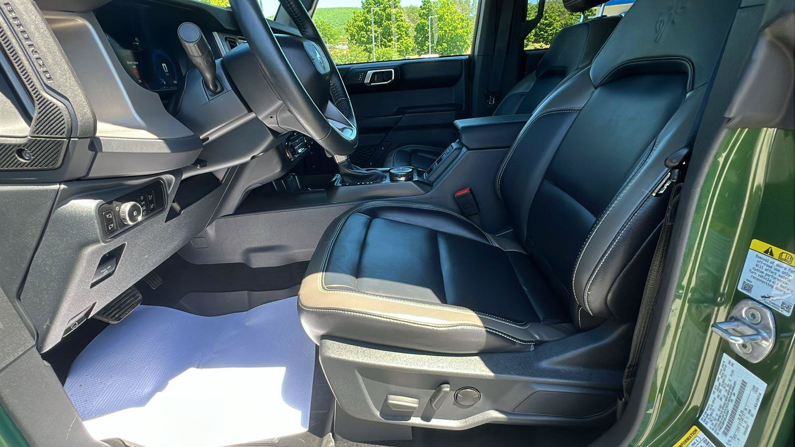 Used 2025 Ford Bronco Outer Banks AWD/4WD image 22