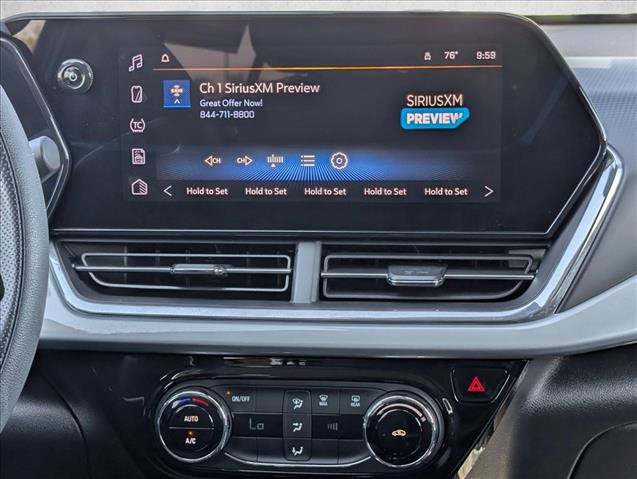 Used 2025 Chevrolet Trax LT FWD image 14