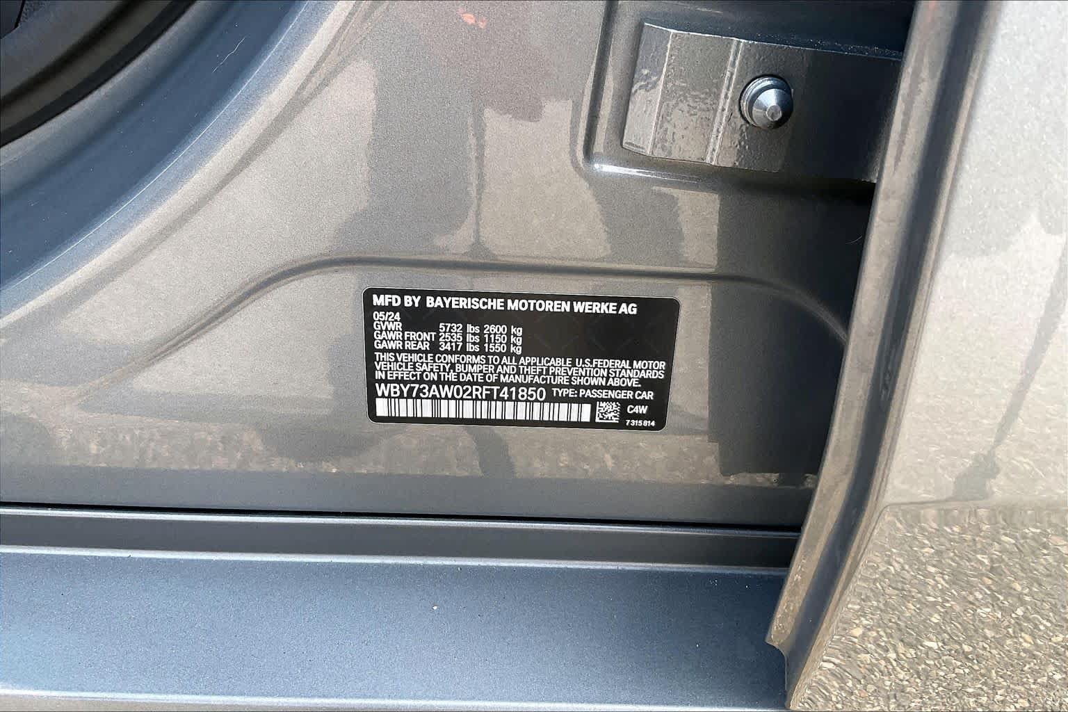 Used 2024 BMW i4 eDrive40 w/ Premium Package RWD image 33