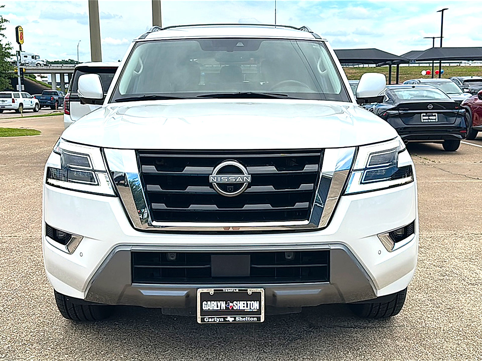 Used 2022 Nissan Armada SL RWD image 11
