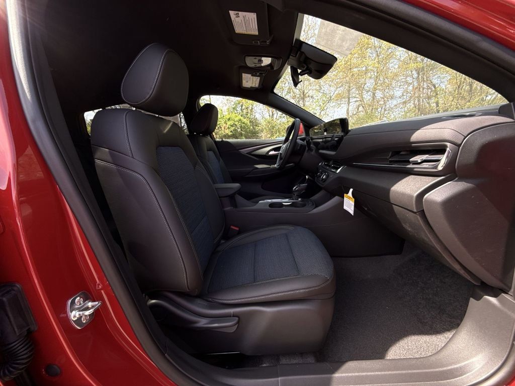 New 2026 Buick Envista Preferred w/ Convenience I Package FWD image 25