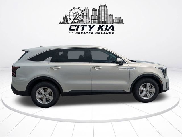 New 2026 Kia Sorento LX FWD image 8