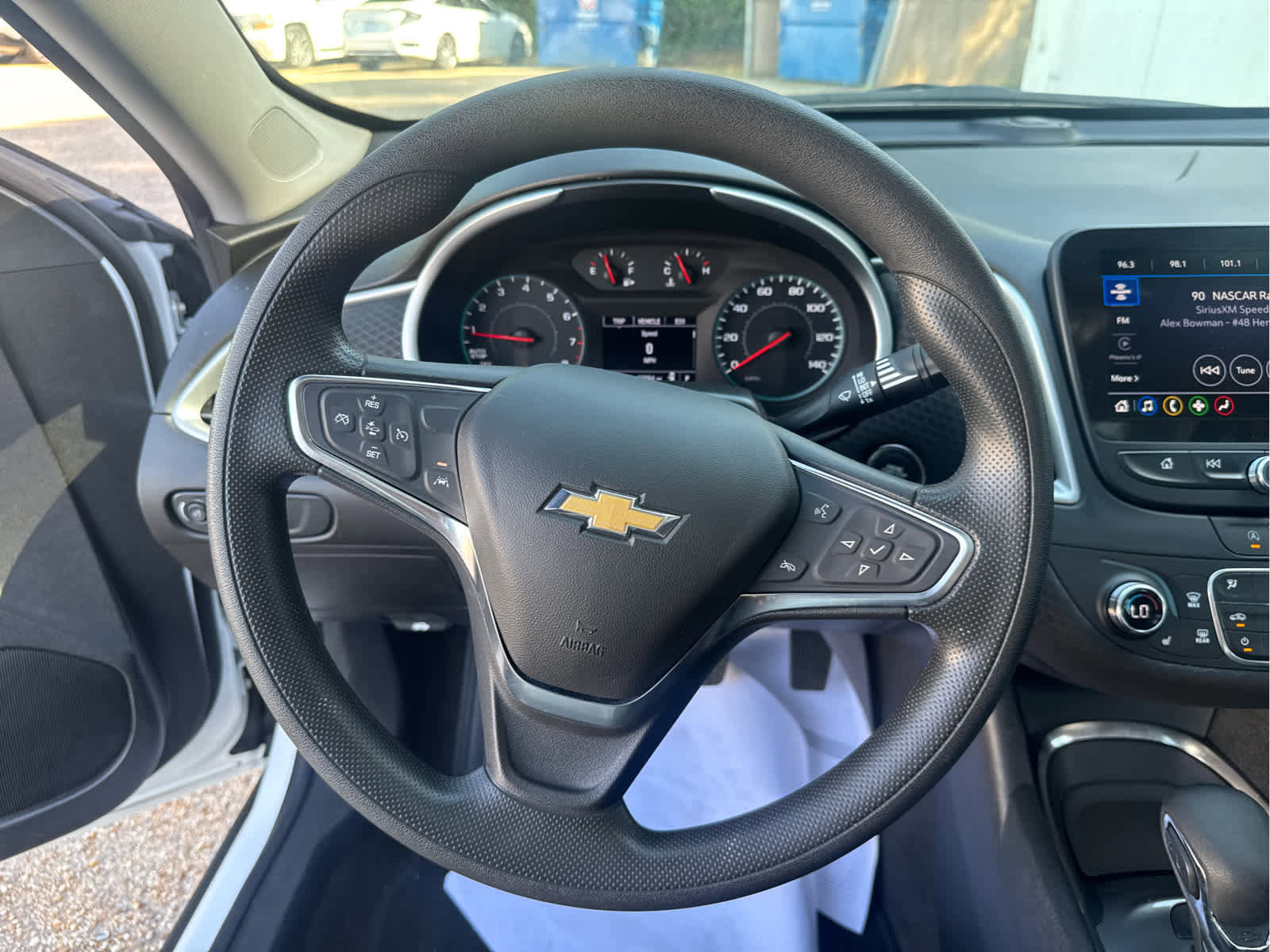 Used 2024 Chevrolet Malibu LT image 24