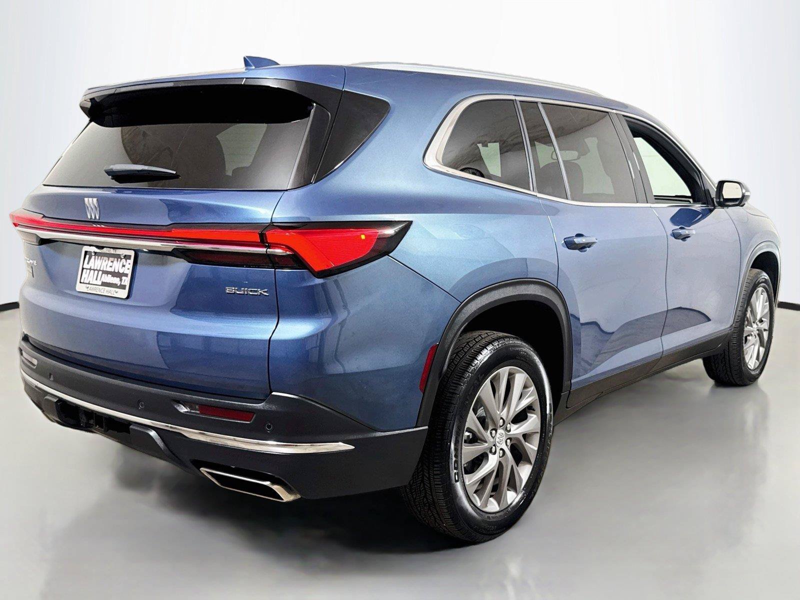 Used 2026 Buick Enclave Preferred FWD image 4