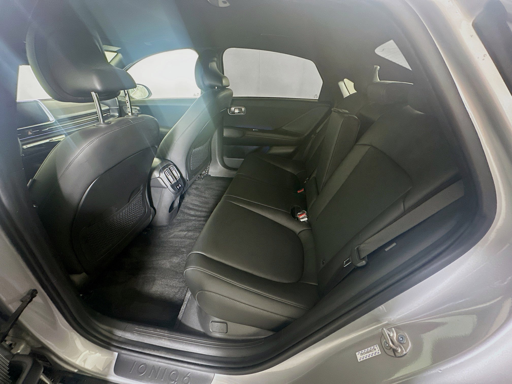 Used 2024 Hyundai Ioniq 6 SEL RWD image 29