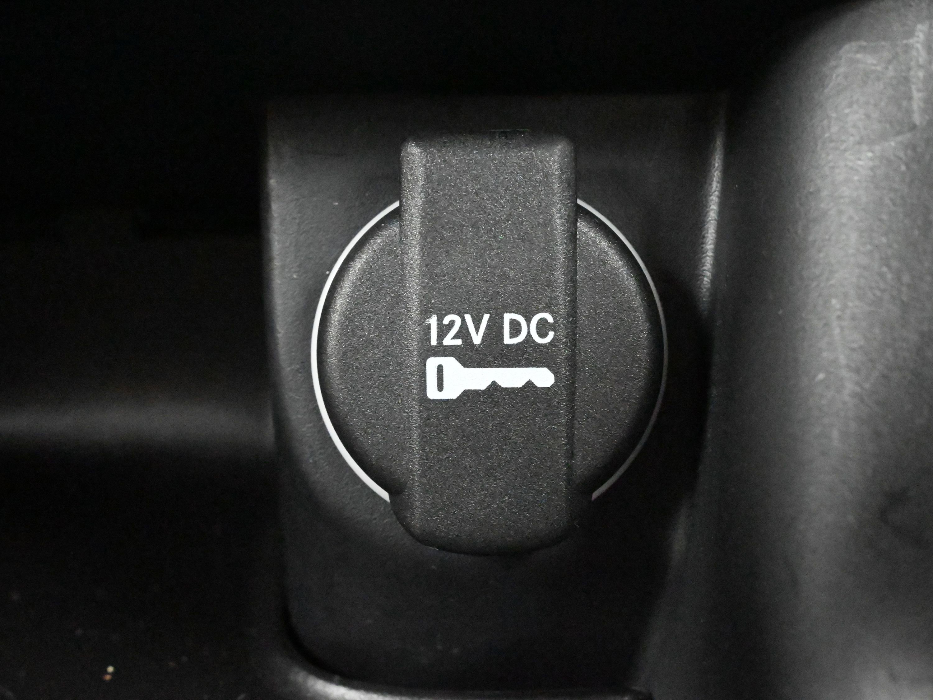 Used 2023 Dodge Charger R/T w/ Plus Group image 17