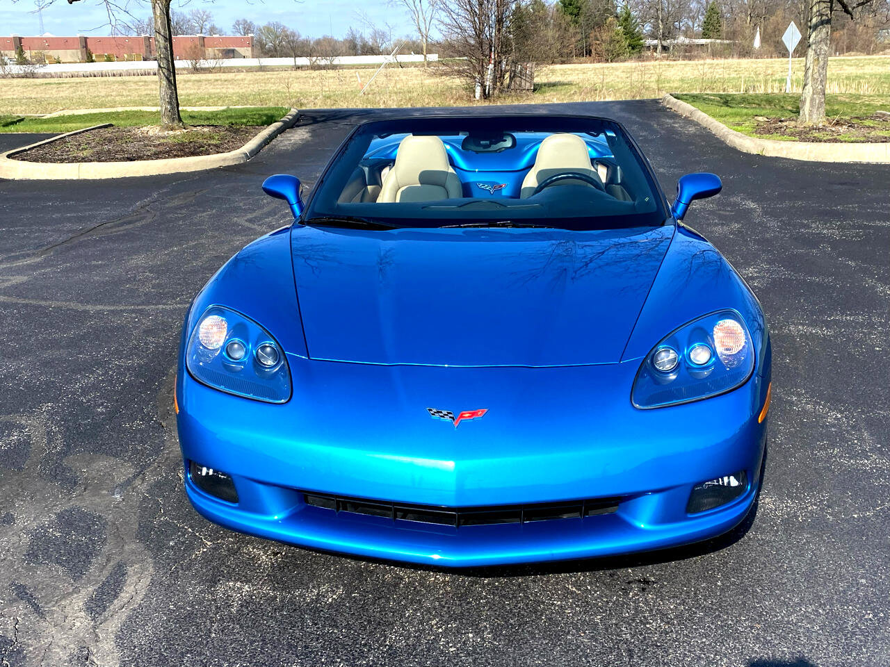 Used 2009 Chevrolet Corvette Convertible w/ Preferred Equipment Group image 3