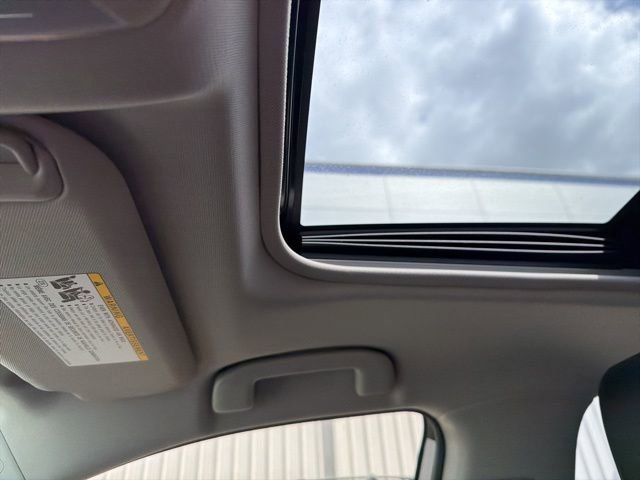 Used 2019 Toyota RAV4 XLE Premium image 9
