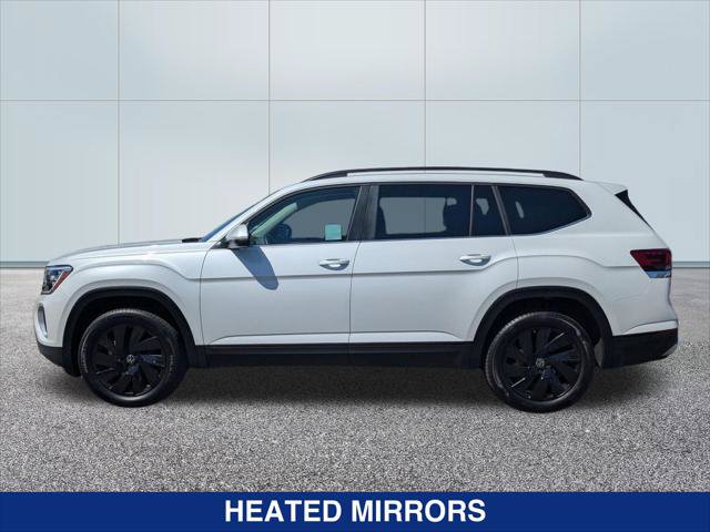 Certified 2026 Volkswagen Atlas SE w/ Panoramic Sunroof Package FWD image 2