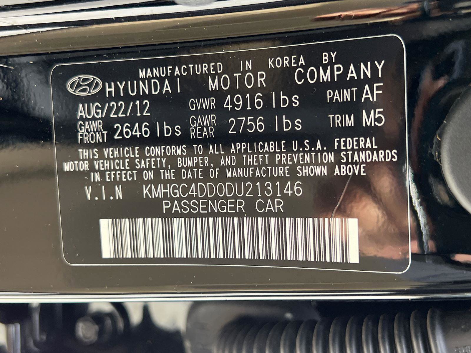 Used 2013 Hyundai Genesis 3.8 RWD image 31