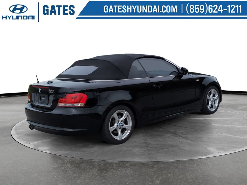 Used 2013 BMW 128i Convertible RWD image 2