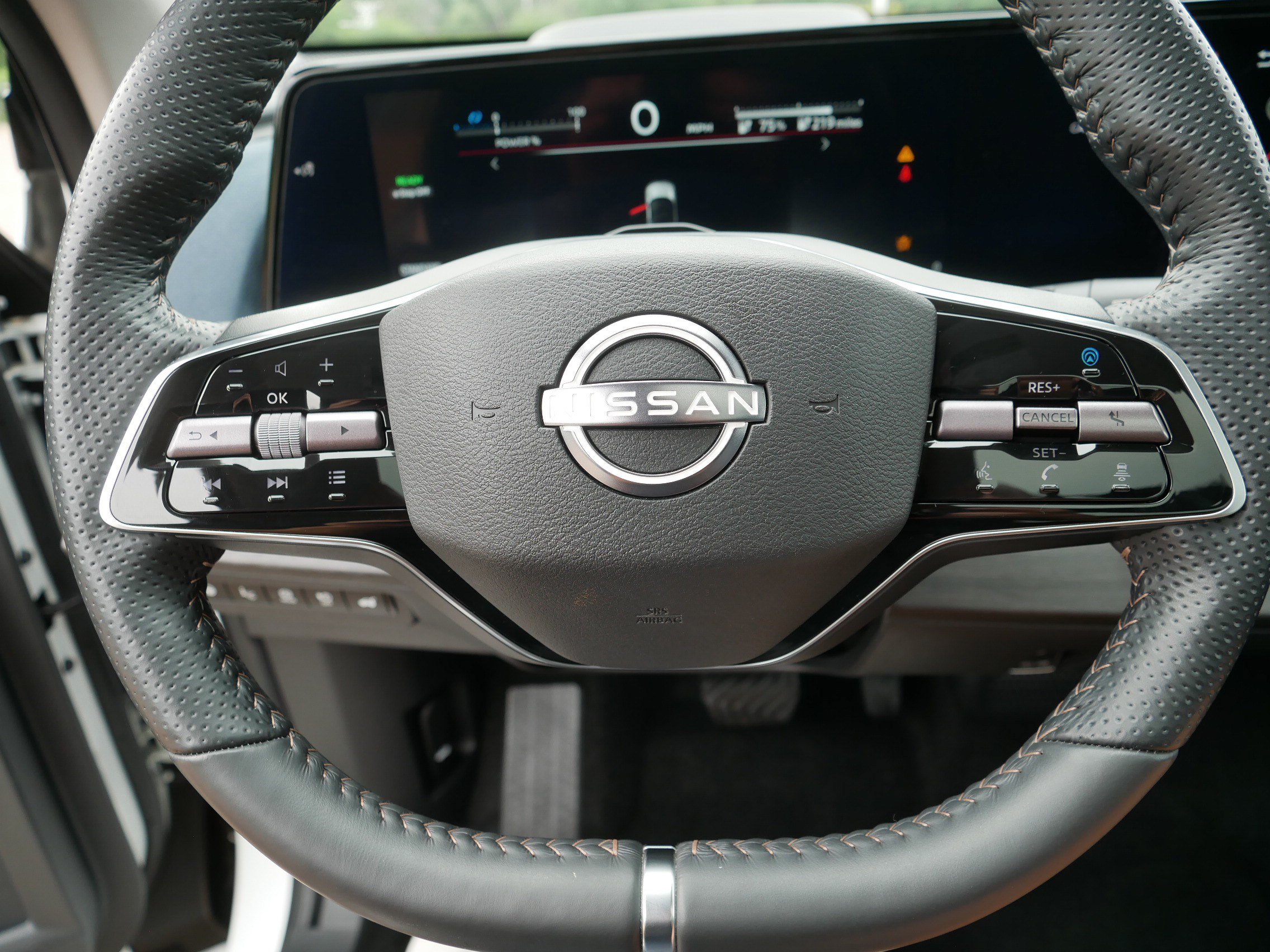 Certified 2024 Nissan Ariya AWD image 25