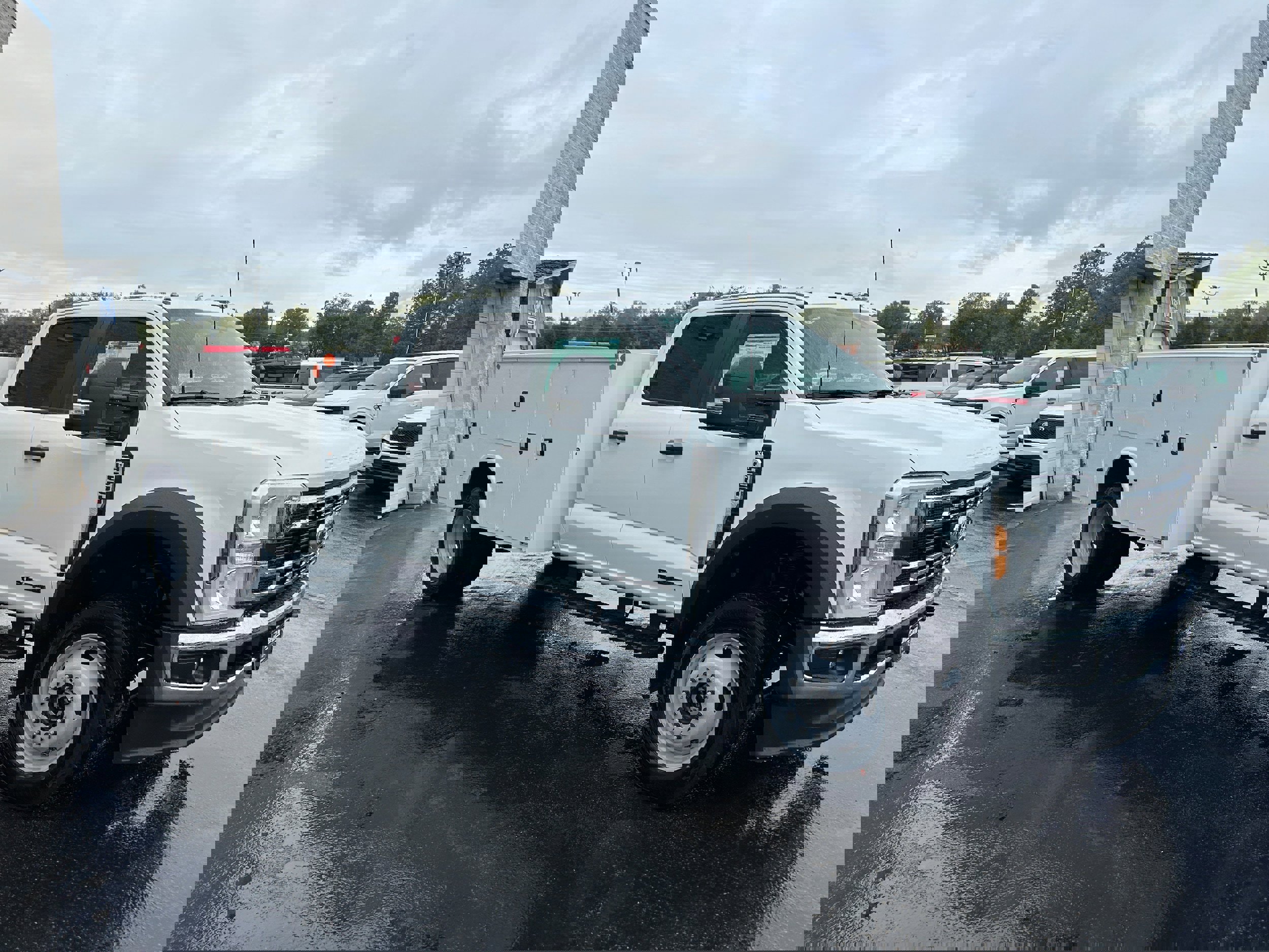 New 2026 Ford F550 4x4 Crew Cab image 19