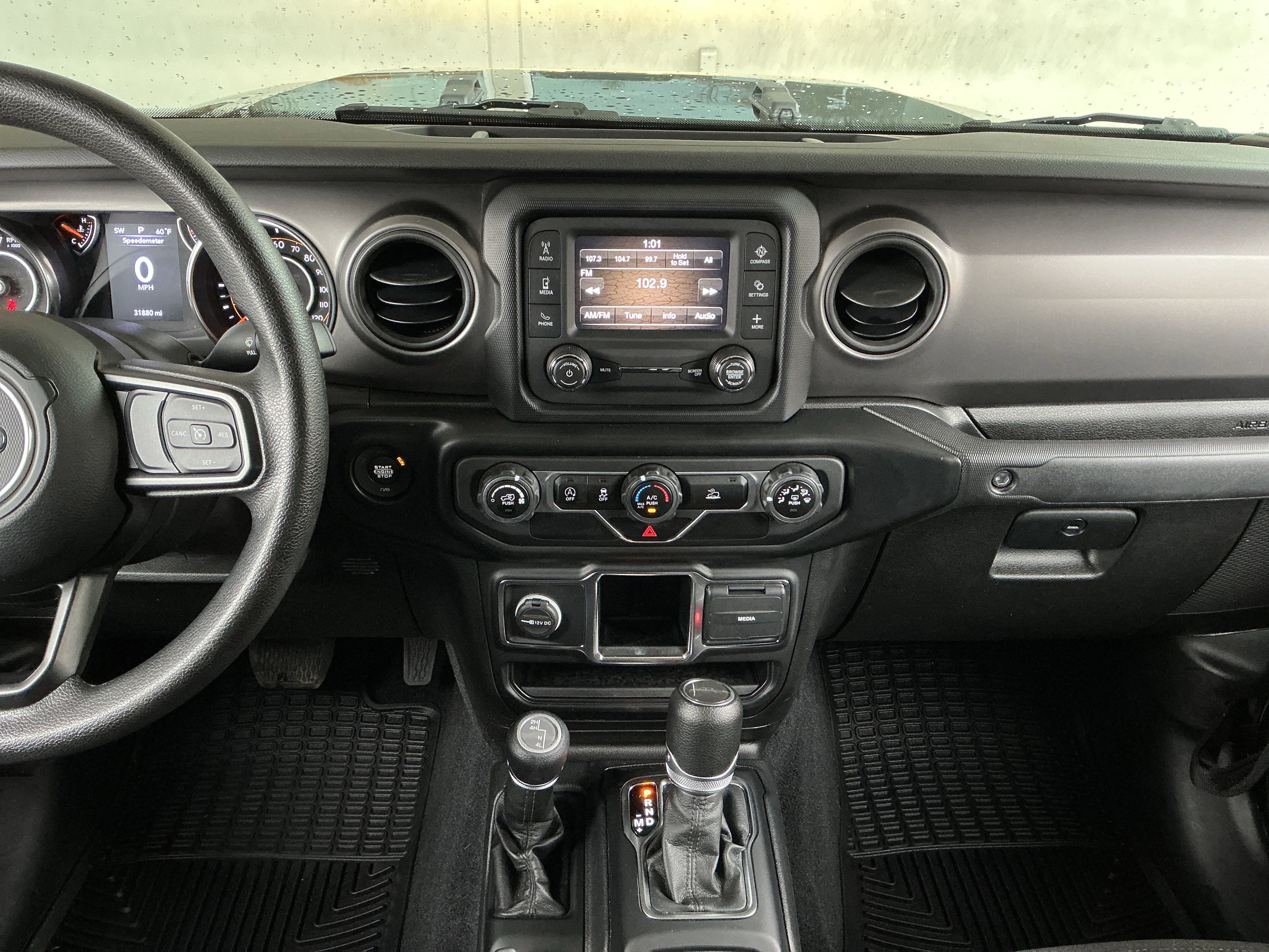 Used 2021 Jeep Gladiator Sport image 9