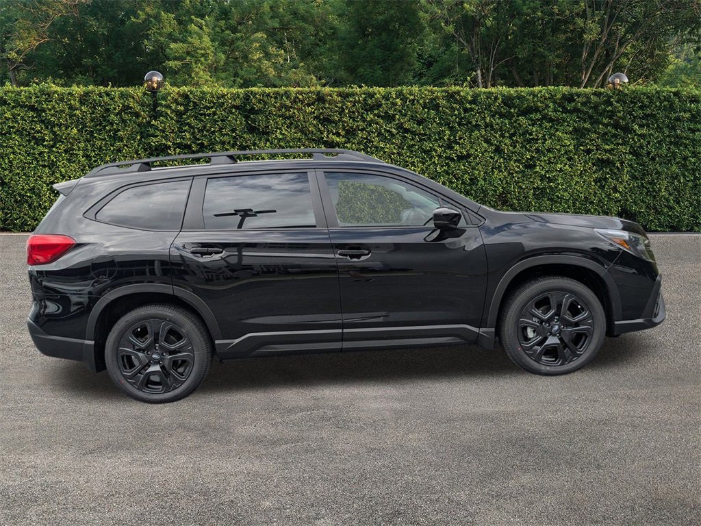 New 2025 Subaru Ascent Onyx Edition image 3