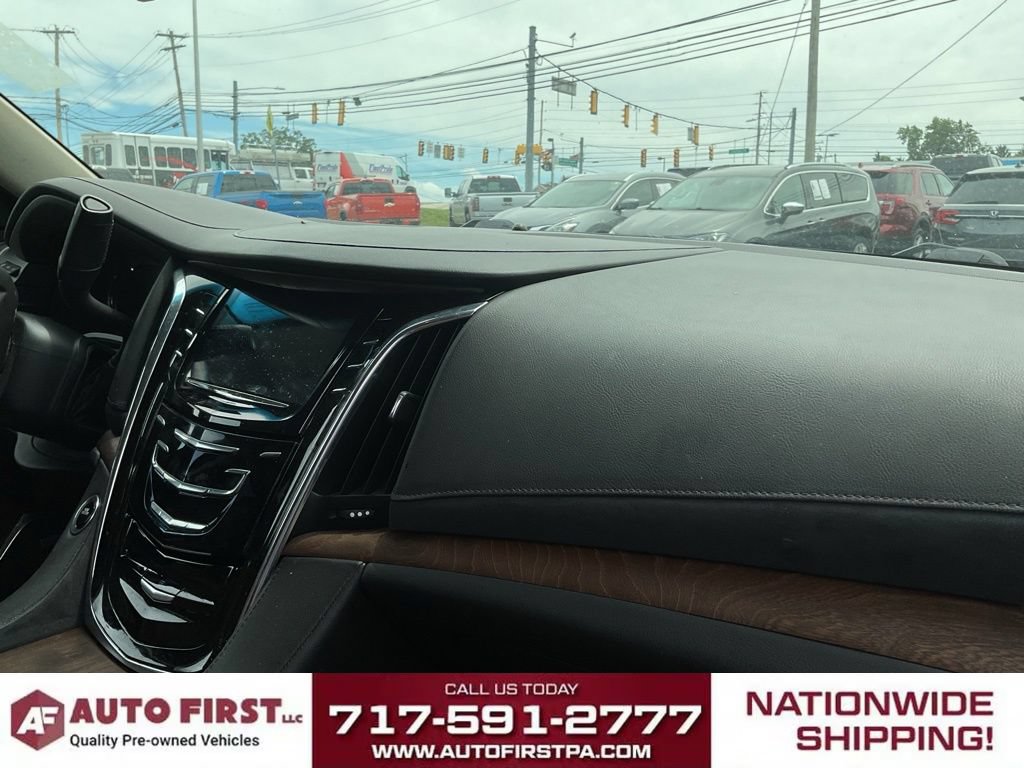 Used 2016 Cadillac Escalade ESV Premium AWD/4WD image 17