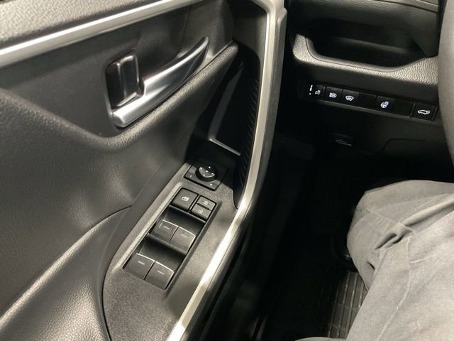 Used 2024 Toyota RAV4 XLE w/ Convenience Package image 17