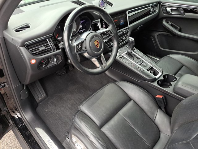 Certified 2020 Porsche Macan S image 4
