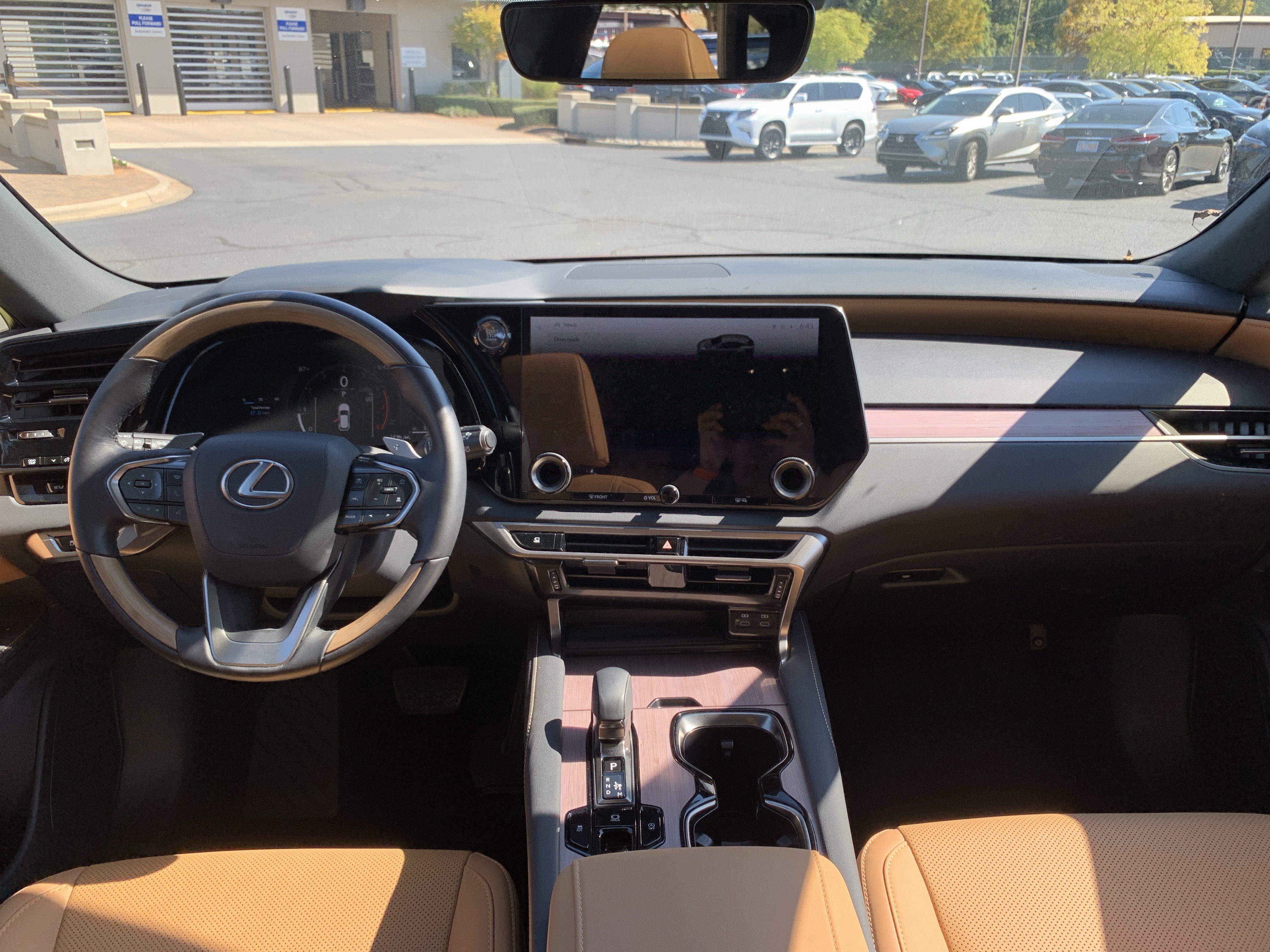 Used 2026 Lexus RX 350 Premium w/ Accessory Package (Z1) FWD image 30