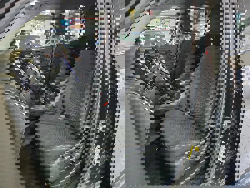 Used 2020 GMC Terrain SLE image 9