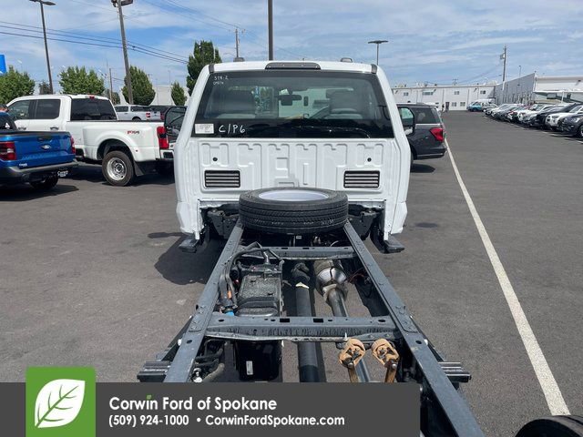 New 2025 Ford F550 4x4 Regular Cab Super Duty image 13