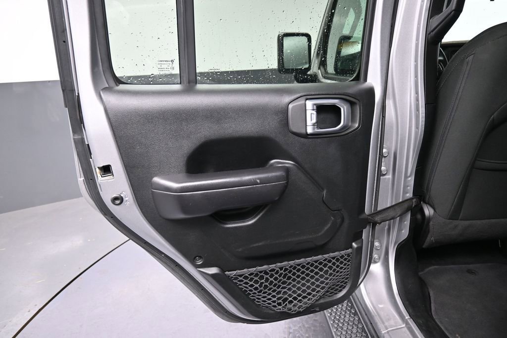 Used 2020 Jeep Wrangler Unlimited Sport S AWD/4WD image 23