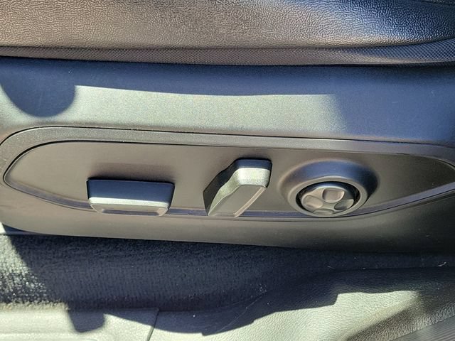 Used 2024 Jeep Grand Cherokee Altitude AWD/4WD image 6