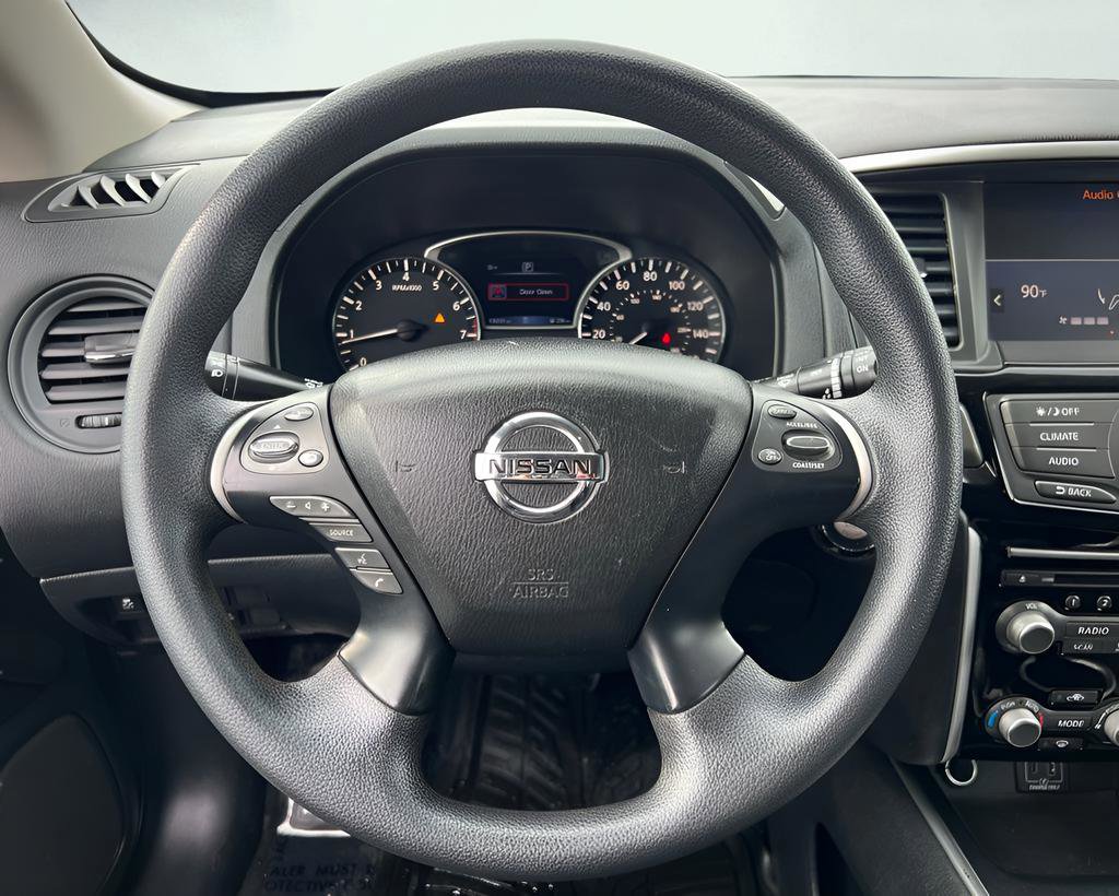 Used 2019 Nissan Pathfinder S image 38