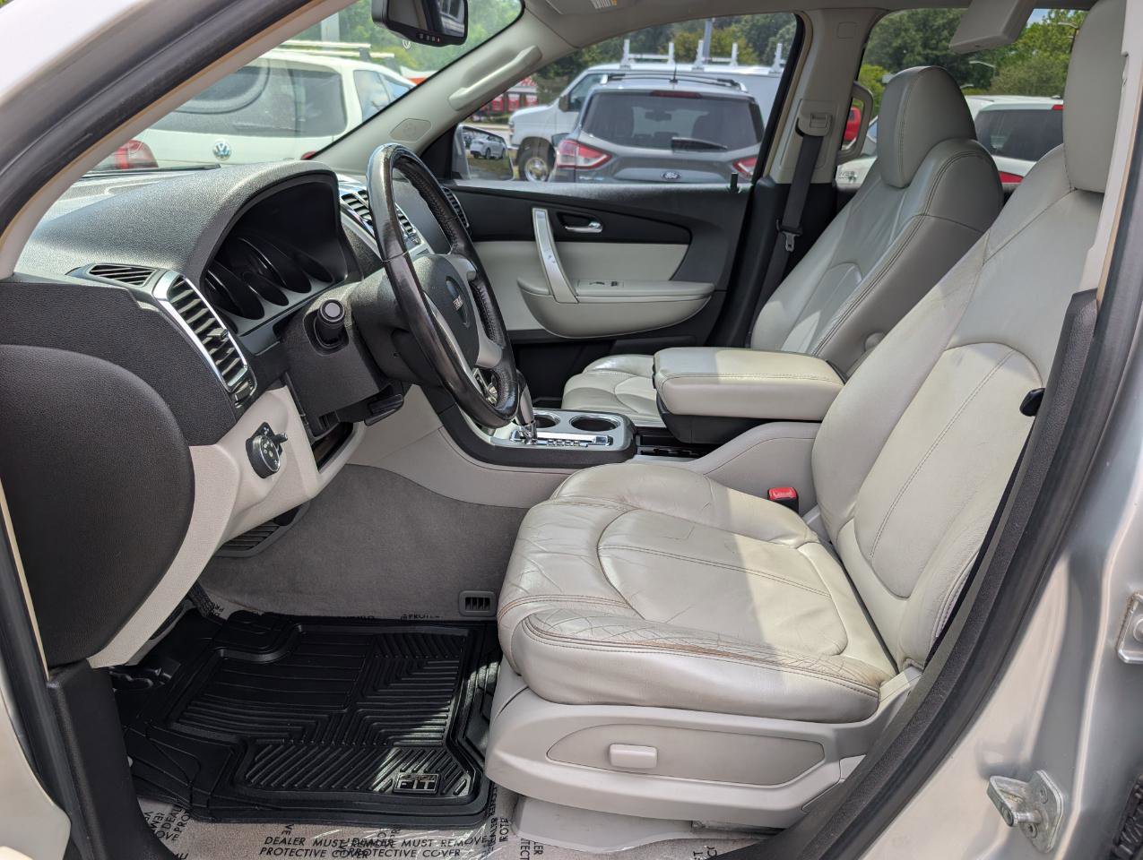 Used 2009 GMC Acadia SLT w/ Visibility Package AWD/4WD image 15