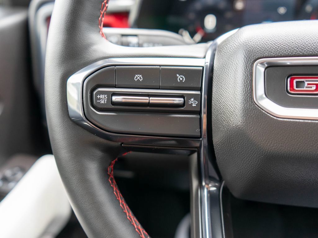 Used 2024 GMC Canyon AT4X AWD/4WD image 20