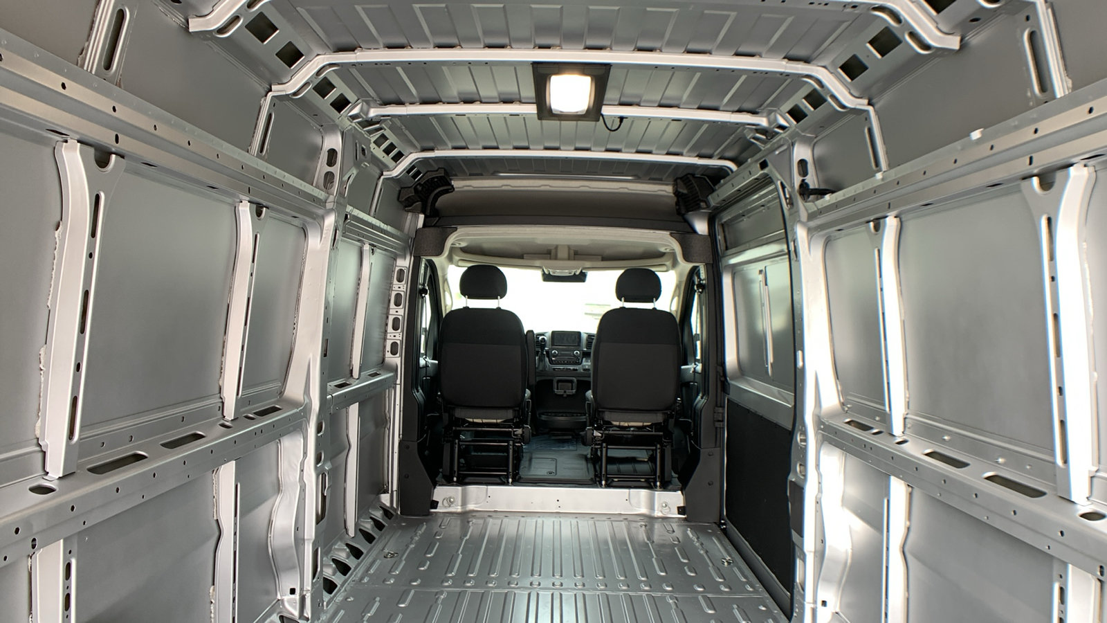 New 2026 RAM ProMaster 2500 w/ Convenience Group FWD image 27