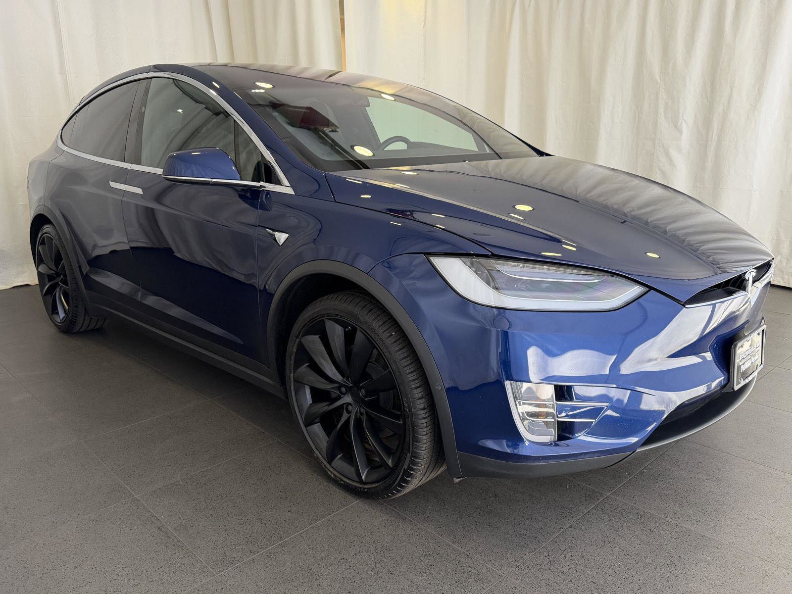 Used 2020 Tesla Model X Long Range image 7