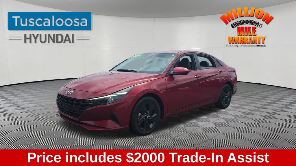 Used 2022 Hyundai Elantra SEL FWD image 3