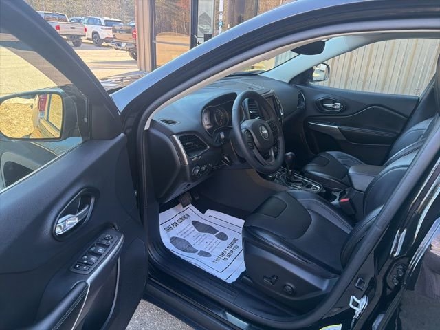 Used 2022 Jeep Cherokee Latitude Lux w/ Sun & Sound Group image 9