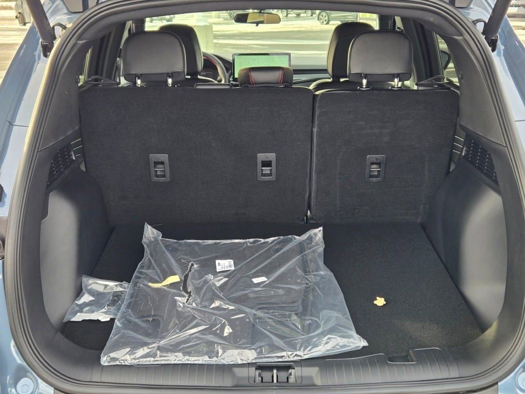 New 2026 Ford Escape ST-Line w/ Tech Pack #1 image 12