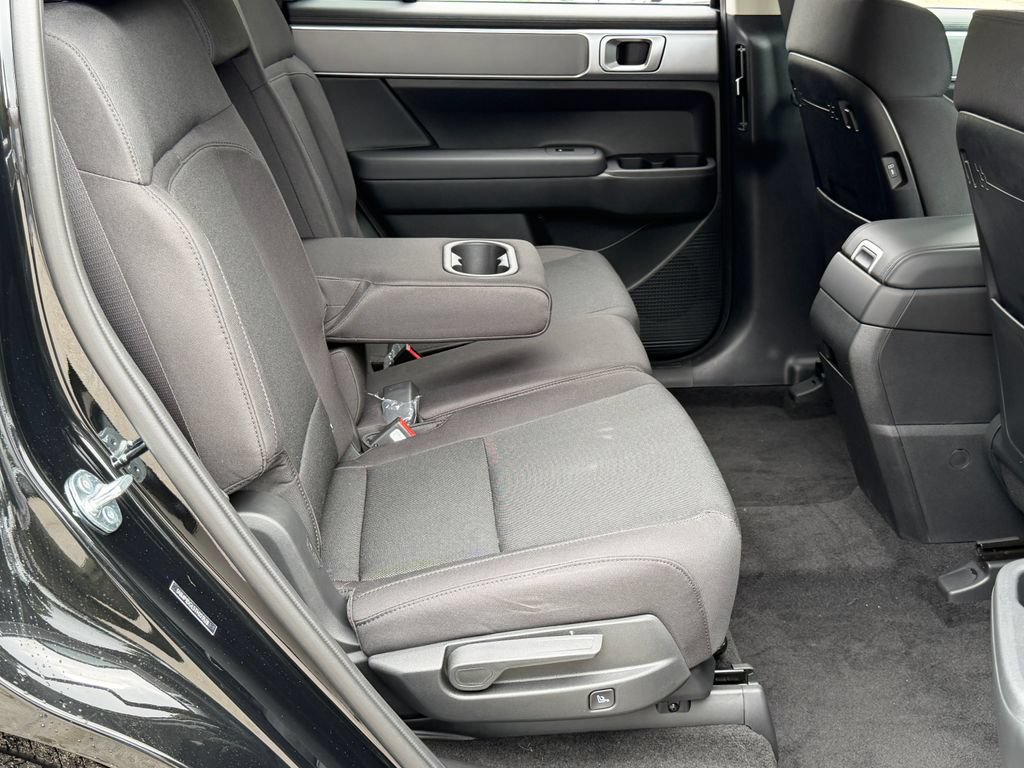New 2026 Hyundai Santa Fe SE AWD/4WD image 8