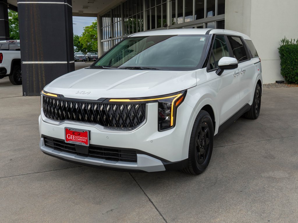 New 2026 Kia Carnival LX image 3