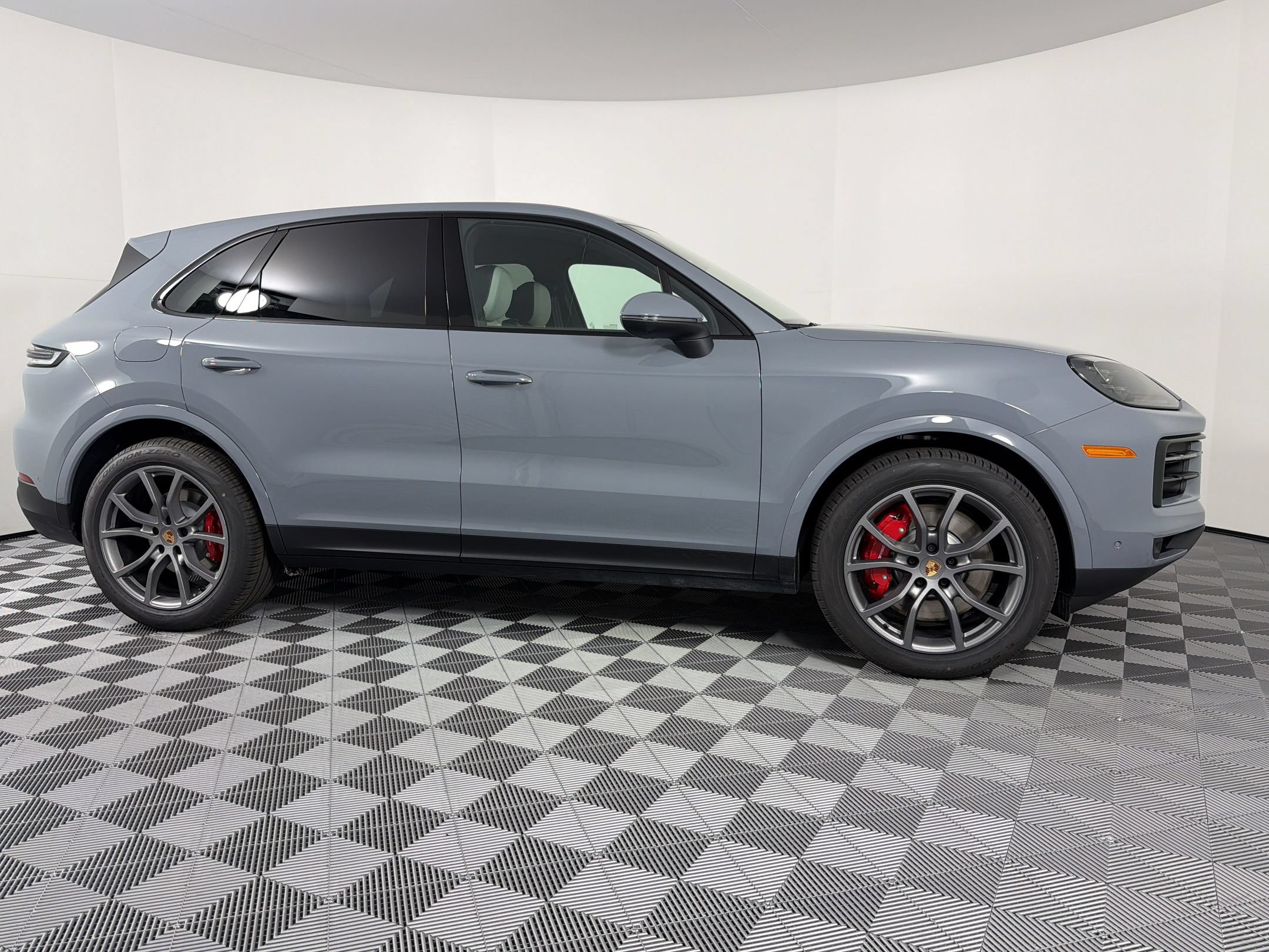 New 2026 Porsche Cayenne S AWD/4WD image 11