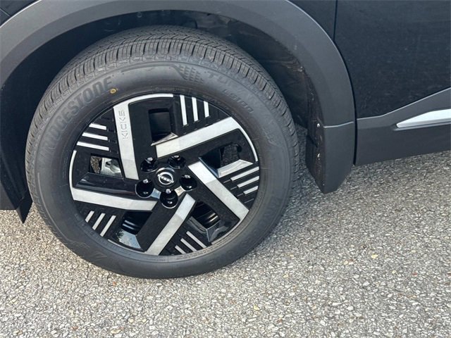 New 2025 Nissan Kicks SV w/ SV Premium Package image 11