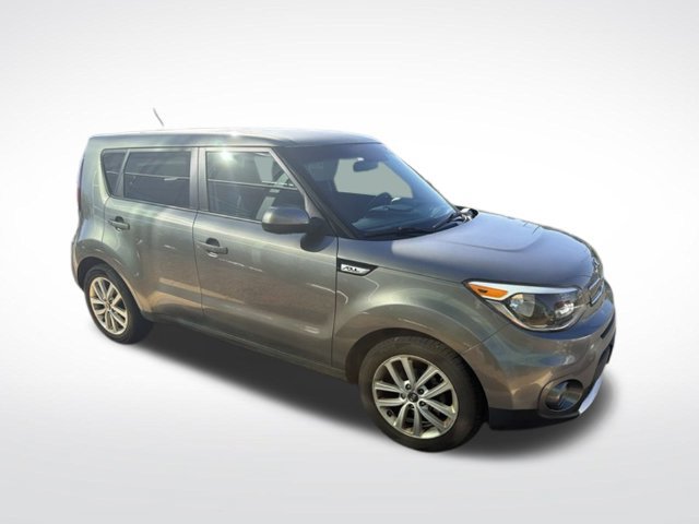 Used 2018 Kia Soul + FWD image 19