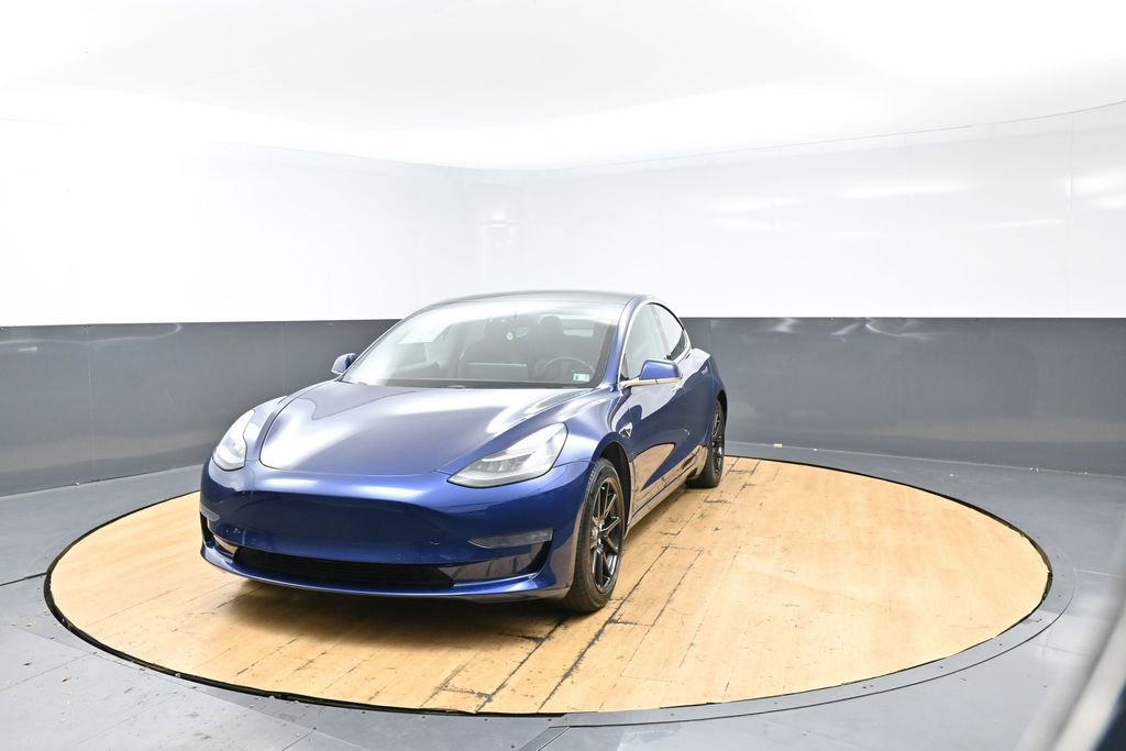 Used 2018 Tesla Model 3 Long Range image 4
