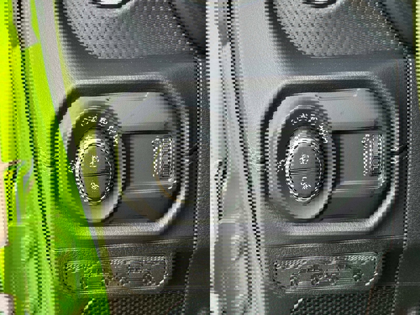 New 2026 Jeep Gladiator Rubicon w/ Safety Group image 31